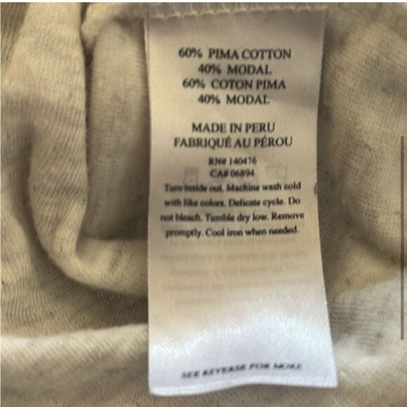 Faherty sz M charcoal long sleeve thermal, listing for charcoal color (only 1) - Picture 3 of 3